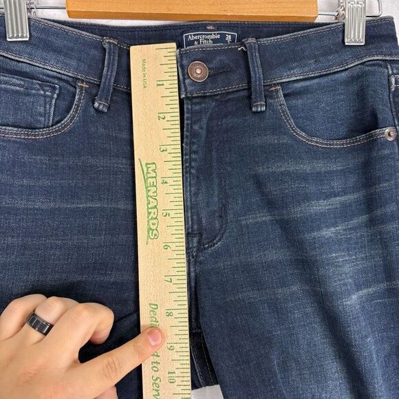 Abercrombie & Fitch Dark Wash Mid Rise Super Skinny Jeans Size 26 - Picture 5 of 12